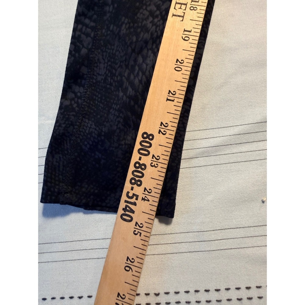 Danskin Womens Grey Snakeskin High Waisted Athletic Leggings with Pockets S - Picture 6 of 6